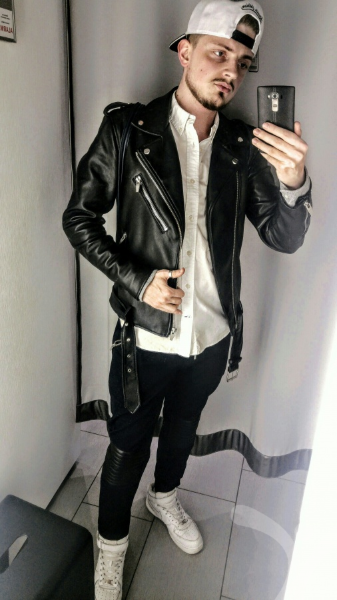 leatherGANG
