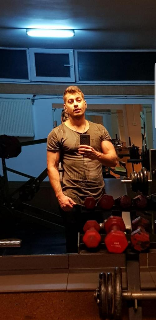 Screenshot_20190113-175402_WhatsApp