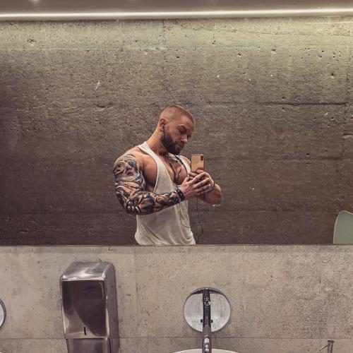 Facetune_07-02-2019-19-23-11 (1)