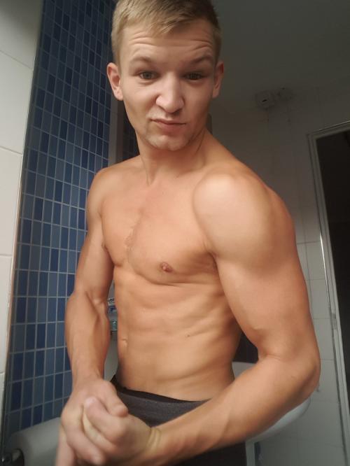 WORSHIP ALPHA MUSCLE