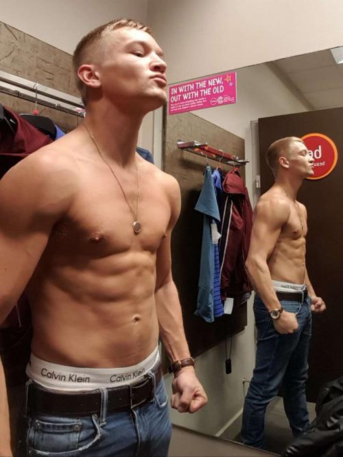 MORE AND MORE RIPPED