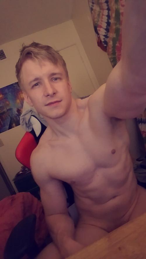 Snapchat-711438094