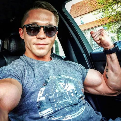 IMG_20190614_234935_948