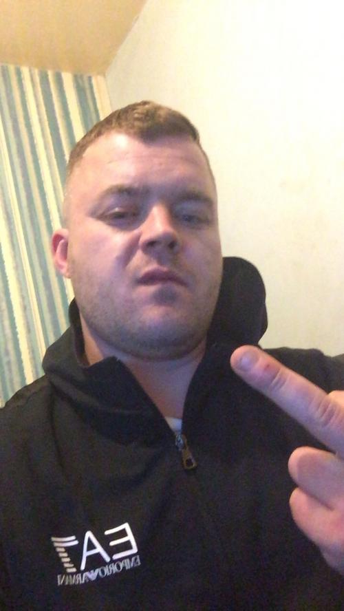 3405E7B8-8520-49DF-8714-EBFDB12D3201