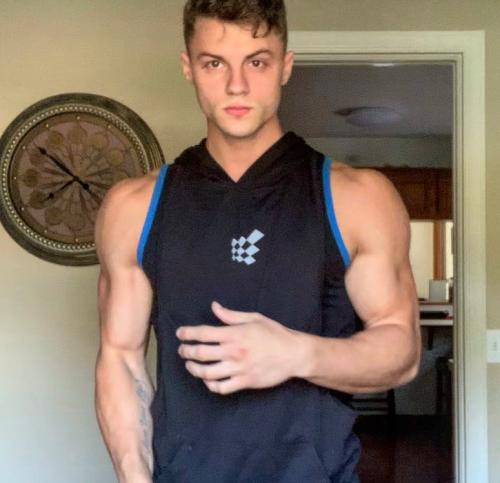 AE336BD5-B54D-4B50-BDF7-C0E3CAF81F4D