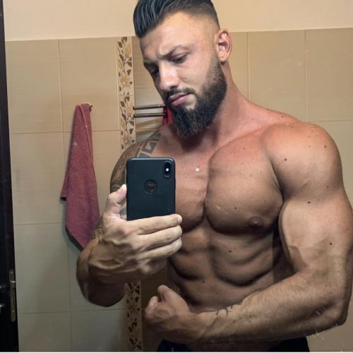 C5DEC78D-57AF-4FDB-9B8D-A0915EF1D825