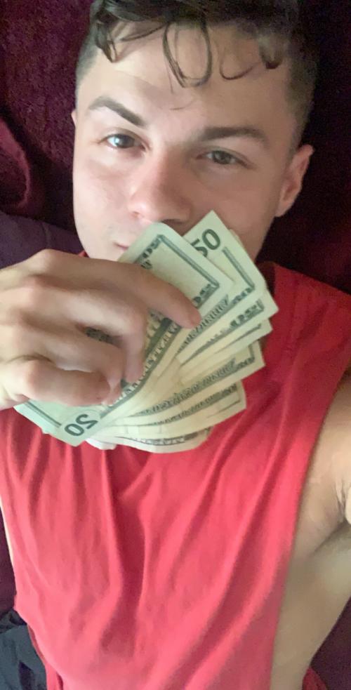 7626616F-1268-4FE1-8835-B2EA31B5E807