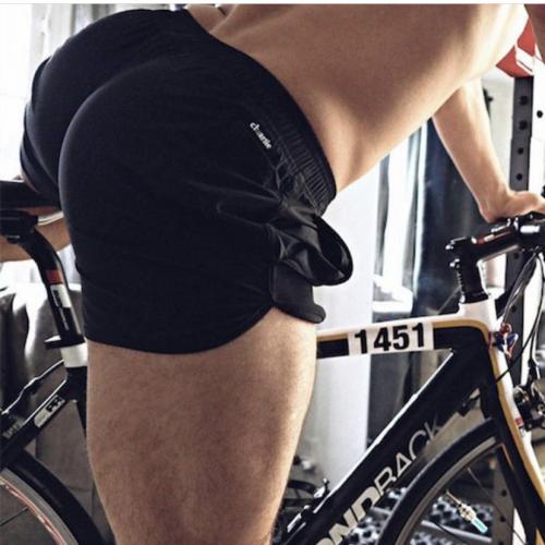 3DE89DED-7BD6-4022-A799-7D7E1B7A7764