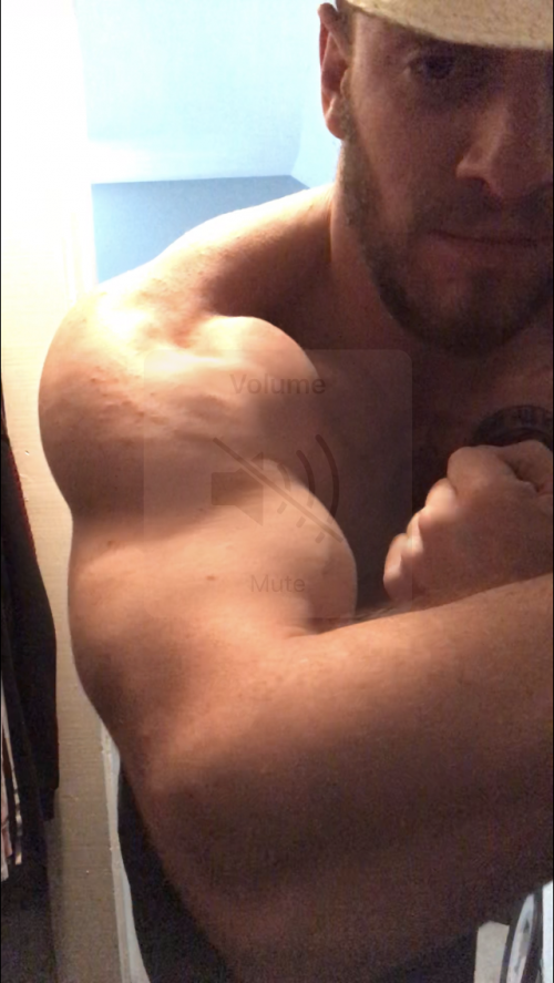 16587C3B-FFBF-433A-9363-18F43B51760C