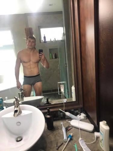 6'3 Elite Alpha Male