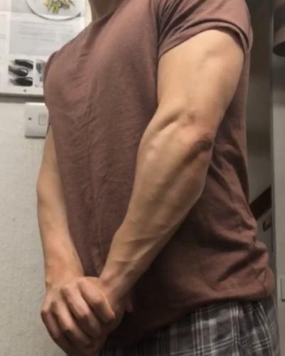 D21CD668-276B-46E4-AEB7-E6AC0D67503E