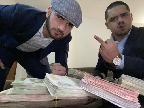 9F56D069-8EF1-4574-A0BE-B25CD062F60A