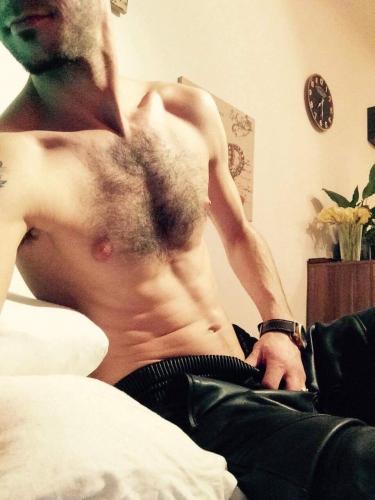 70C8B50B-A835-46A4-9064-F8198AAD151F