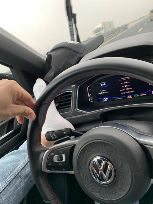 6C2031AC-D45E-4ECF-A5D8-0D0FFEB7DE63