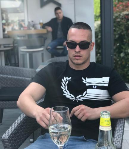 564BADF1-9A59-4404-82C4-98715D60423F