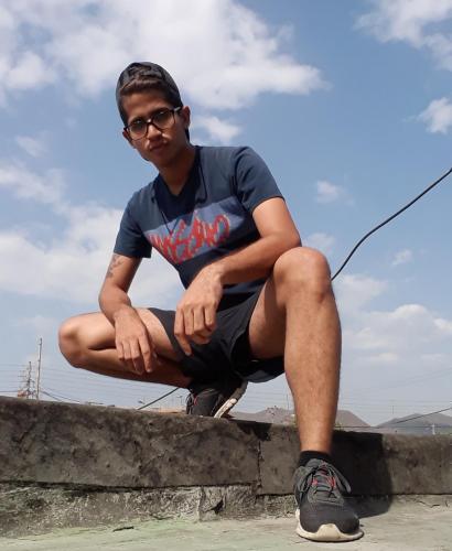 IMG_-q9w9ji