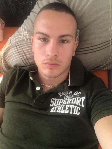 2ACD32C3-8DE8-42F4-AE73-707B51D2BED6