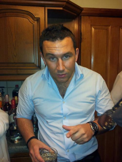 734281_104613256380723_1487720329_n