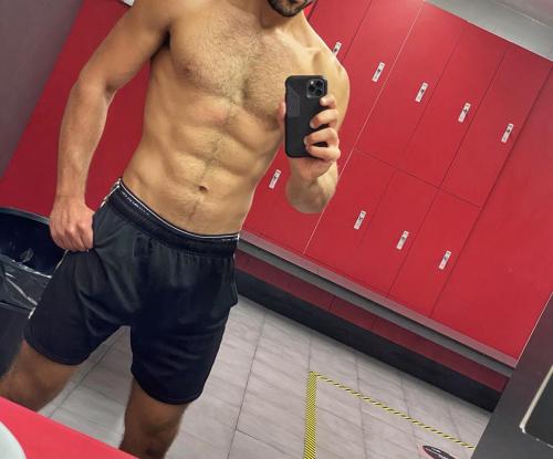 4B7A3747-2D7E-4BA4-830F-EC8F16B53BD7