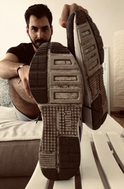 83E24776-219F-4D4F-8A1A-16CCDD059F3D