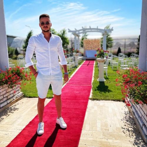 73CA4C19-98AF-48B6-B43B-7B6FFB7EE558