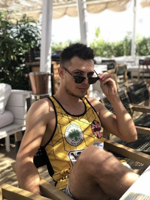 35B1C9B3-0540-4FDD-99F0-2F961C1D1C1A