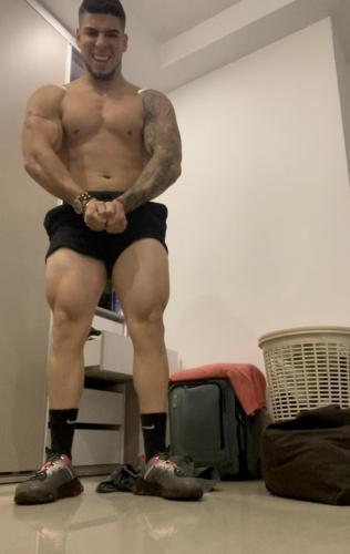 CA950AB0-949C-408C-B340-20063BD3B797