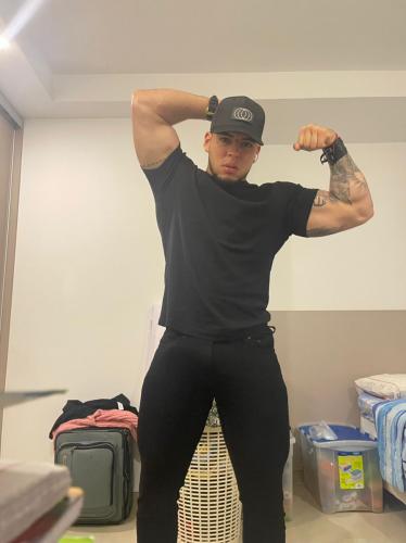 74dff985-7f80-4cd0-ac6a-95fc471f91bb