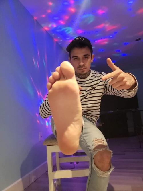 80DC4B16-0E6E-498C-9C1F-1B3B6A9AEEFF