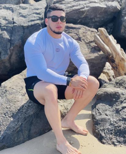 CB2143E1-2916-4DC4-94F8-5B56CD4EB8A9