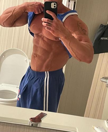 06EDF995-E6EC-4FBE-90E7-F03831214948