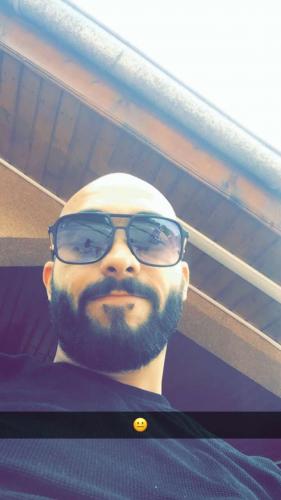 FFC8A2AA-01BC-4BC5-8EAE-AE2A54252246