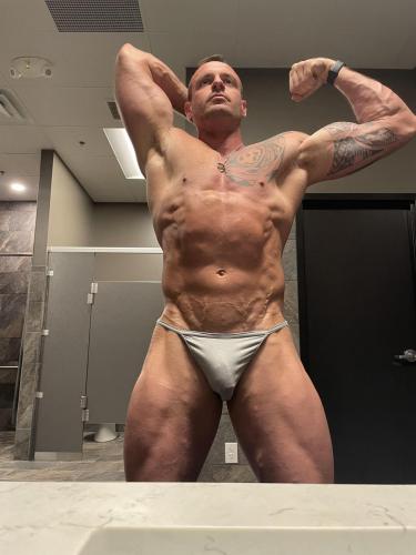 38E6F4A4-6C6A-49DE-B49B-137202DF6180