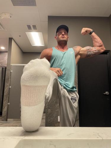 B3D0D17C-44A6-4E4B-AA58-40A6B74002AD