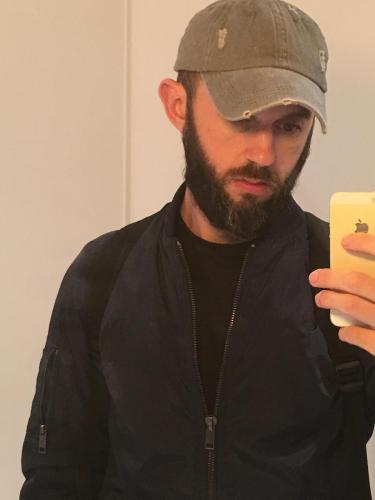 33F0F93E-B7FB-4A3F-B737-2BE82943CE76