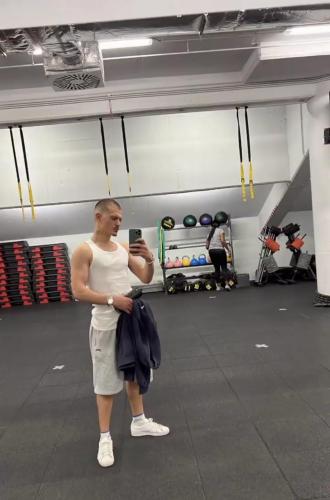 D3DD8DAF-9836-4BD5-A3B9-DC160CBAF6D7