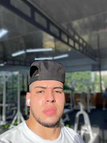 4d08df1d-d294-4c00-8d74-58cfa97c8181