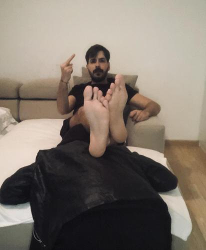 CBD8CA22-F617-4851-883C-6E6EFD829FB3