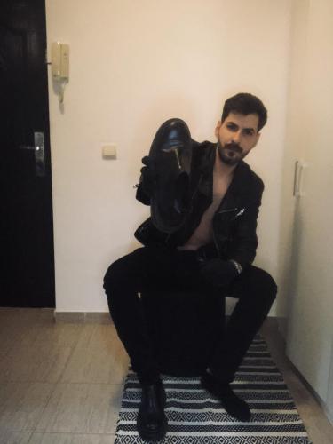 D858B5A1-AC55-4837-BA4A-CF848E32E9BB