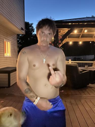 7E2A53DC-ABDB-4F01-9739-8531B3603C6C