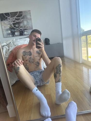 295A881D-36D2-41FF-9743-C483C7A53F45