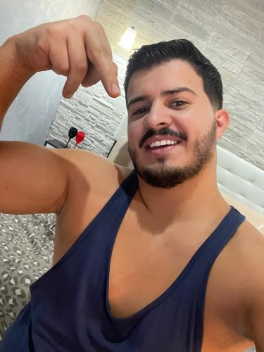 2D2973BE-B063-419D-A5E2-57604DF706DB