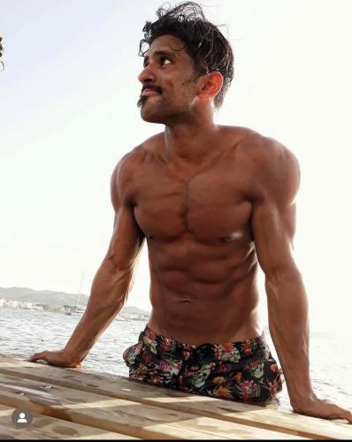 9947ED20-AE20-4E6D-91DB-0D7A19BDF0C8