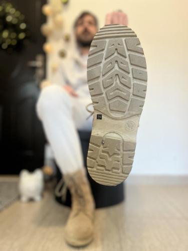 DD64120D-840B-40AF-98A6-21137973096E