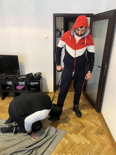 9EB940EA-D006-4811-BF32-10807F87DB78