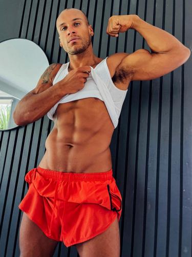 6C6896FC-CBD0-4CCC-9A13-9B2C731CD37E