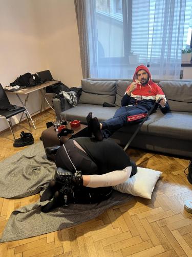 6D952CBA-9A9A-40BC-ACC9-40B0F5B8B800