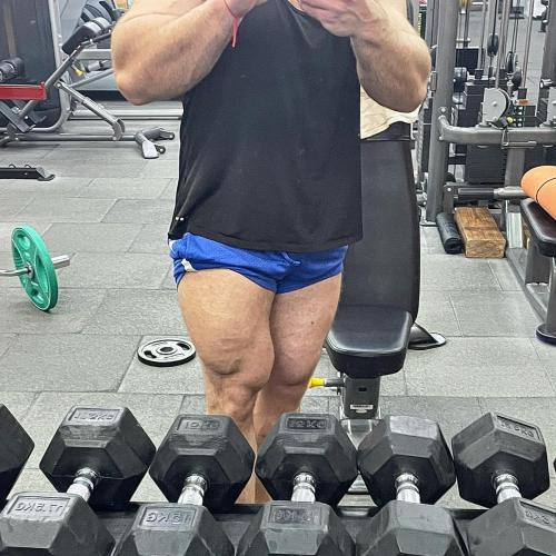 0F8EF998-9698-4811-B6C5-33A9F757AE46