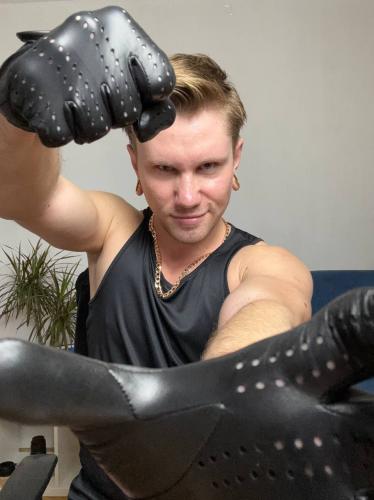 photo_2025-10-31_15-12-28