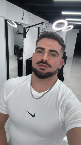 D7B61538-5F12-40F5-99A3-709C791FBFB8